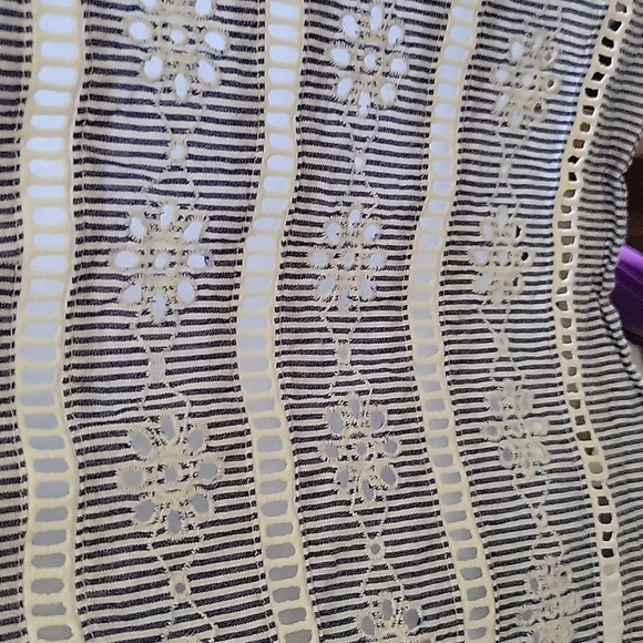 Vineyard Vines Fully Lined Dress - Picture 4 of 4